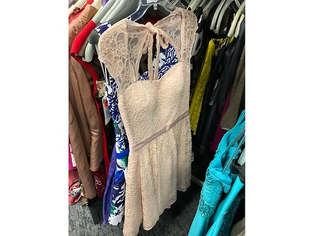 Diverse cocktailjurken/sets (173x) - afbeelding 112 van  134