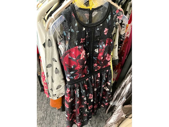 Diverse cocktailjurken/sets (173x) - afbeelding 113 van  134