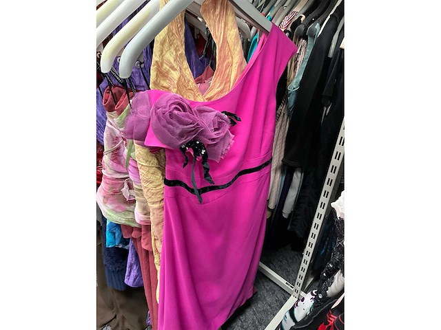 Diverse cocktailjurken/sets (173x) - afbeelding 127 van  134