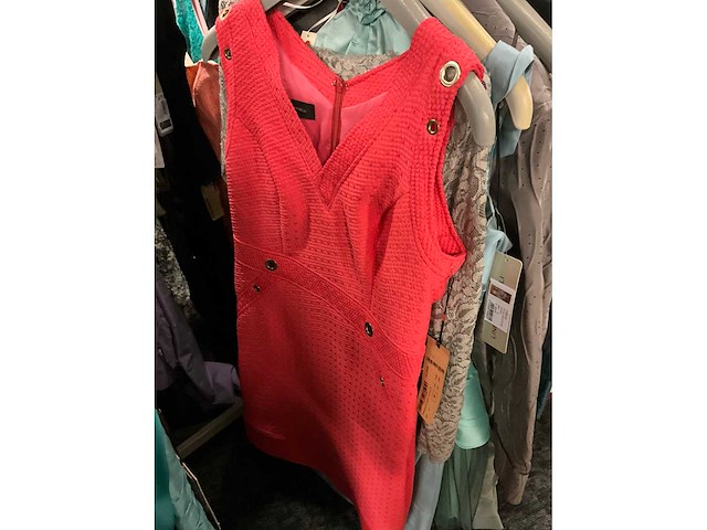 Diverse cocktailjurken/sets (173x) - afbeelding 6 van  142