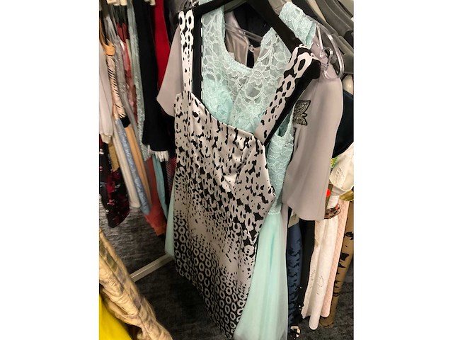 Diverse cocktailjurken/sets (173x) - afbeelding 50 van  142