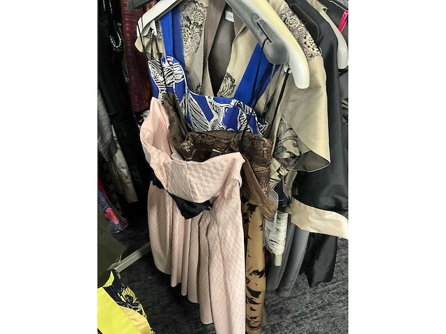 Diverse cocktailjurken/sets (173x) - afbeelding 62 van  142