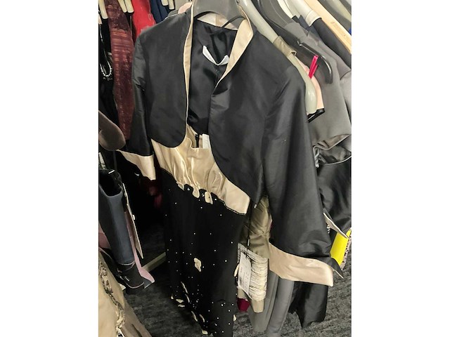 Diverse cocktailjurken/sets (173x) - afbeelding 64 van  142