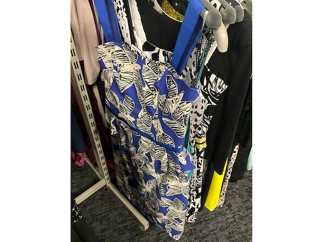 Diverse cocktailjurken/sets (173x) - afbeelding 72 van  142