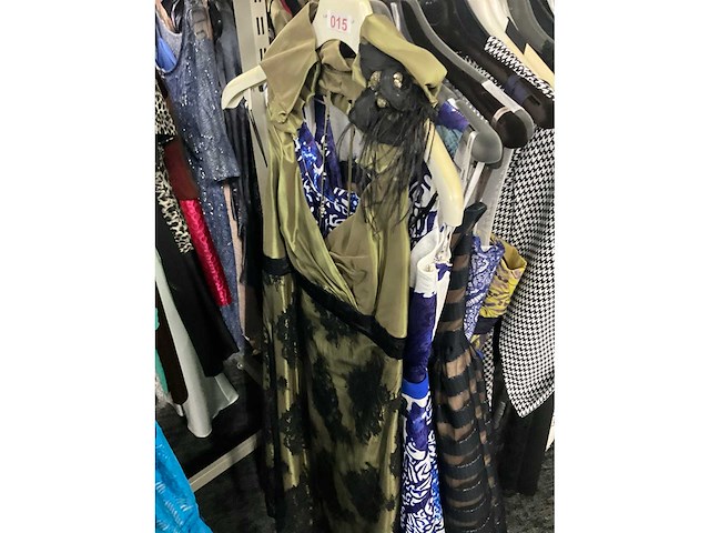 Diverse cocktailjurken/sets (173x) - afbeelding 92 van  142