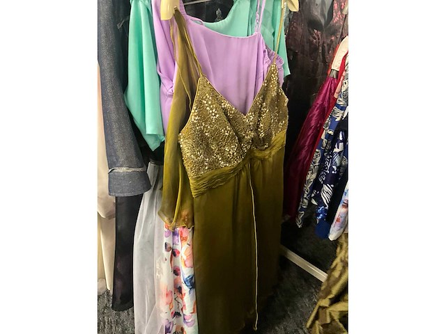 Diverse cocktailjurken/sets (173x) - afbeelding 6 van  156