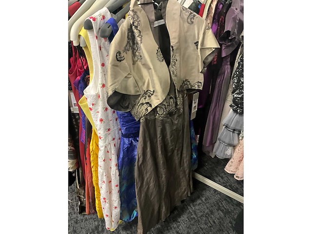 Diverse cocktailjurken/sets (173x) - afbeelding 26 van  156