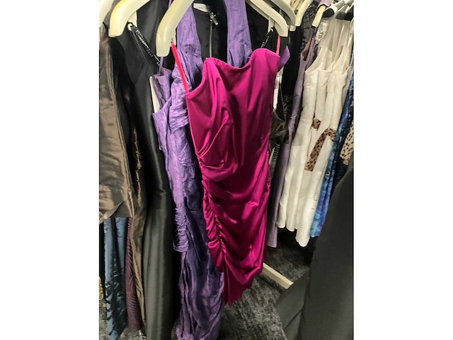 Diverse cocktailjurken/sets (173x) - afbeelding 71 van  156