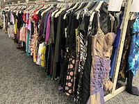 Diverse cocktailjurken/sets (173x) - afbeelding 69 van  156