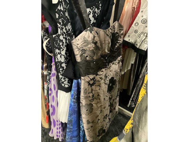 Diverse cocktailjurken/sets (173x) - afbeelding 89 van  156