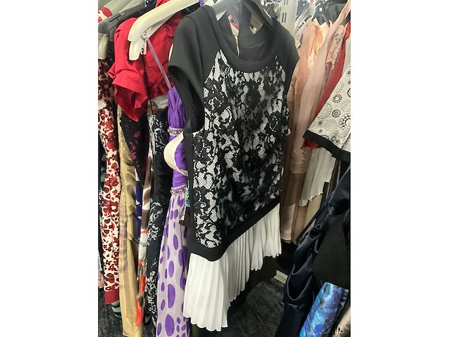 Diverse cocktailjurken/sets (173x) - afbeelding 92 van  156