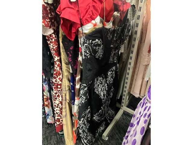 Diverse cocktailjurken/sets (173x) - afbeelding 95 van  156