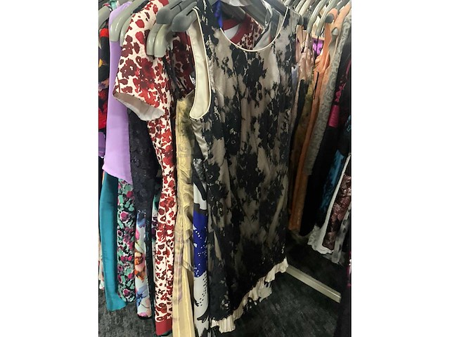 Diverse cocktailjurken/sets (173x) - afbeelding 98 van  156