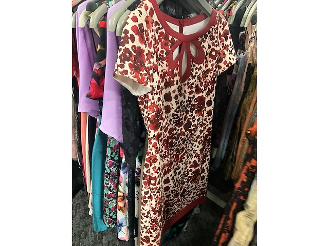 Diverse cocktailjurken/sets (173x) - afbeelding 103 van  156