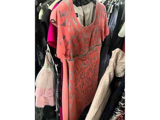 Diverse cocktailjurken/sets (173x) - afbeelding 117 van  156