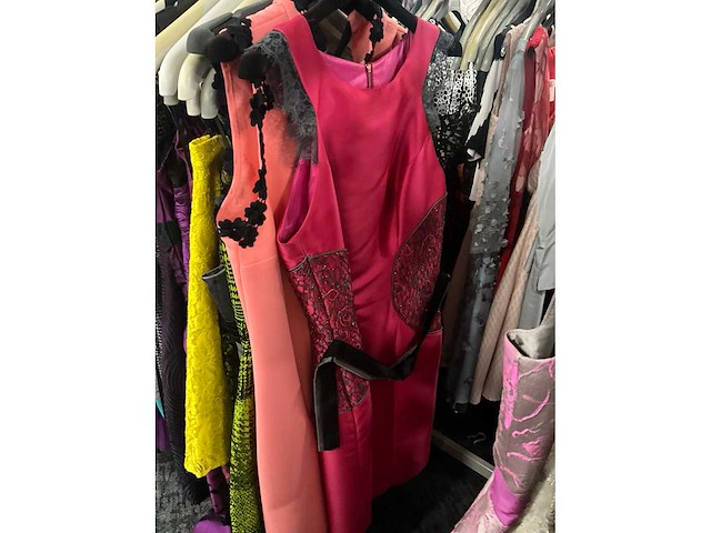 Diverse cocktailjurken/sets (173x) - afbeelding 139 van  156