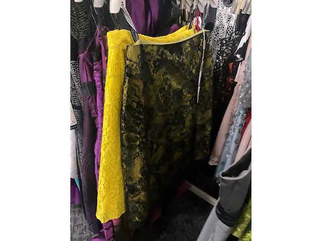 Diverse cocktailjurken/sets (173x) - afbeelding 145 van  156