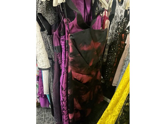 Diverse cocktailjurken/sets (173x) - afbeelding 148 van  156