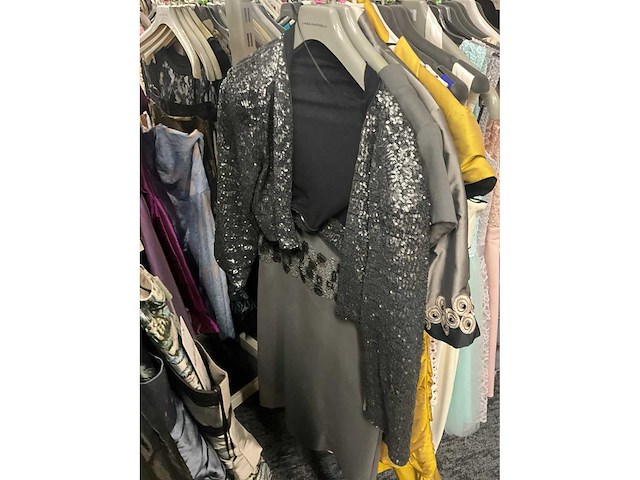 Diverse cocktailjurken/sets (173x) - afbeelding 16 van  152