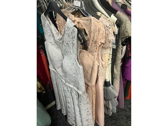 Diverse cocktailjurken/sets (173x) - afbeelding 27 van  152