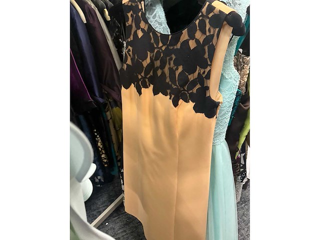 Diverse cocktailjurken/sets (173x) - afbeelding 24 van  152