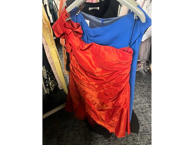 Diverse cocktailjurken/sets (173x) - afbeelding 42 van  152
