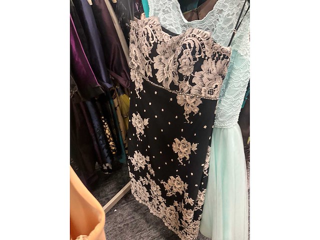 Diverse cocktailjurken/sets (173x) - afbeelding 35 van  152