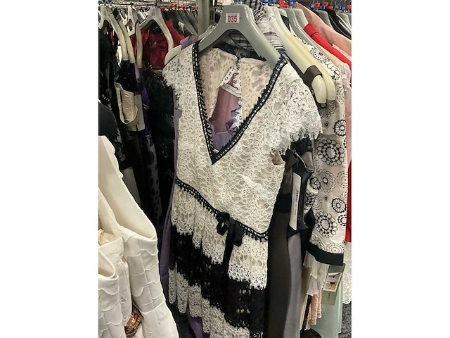 Diverse cocktailjurken/sets (173x) - afbeelding 77 van  152