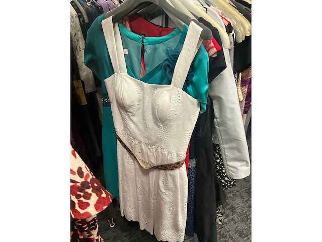 Diverse cocktailjurken/sets (173x) - afbeelding 123 van  152