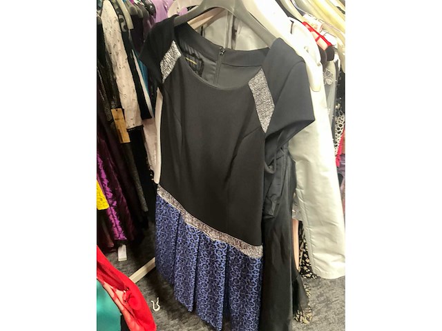 Diverse cocktailjurken/sets (173x) - afbeelding 125 van  152