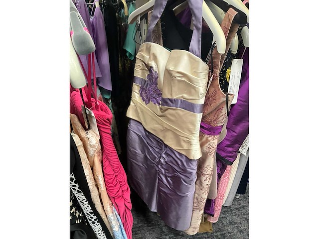 Diverse cocktailjurken/sets (173x) - afbeelding 135 van  152