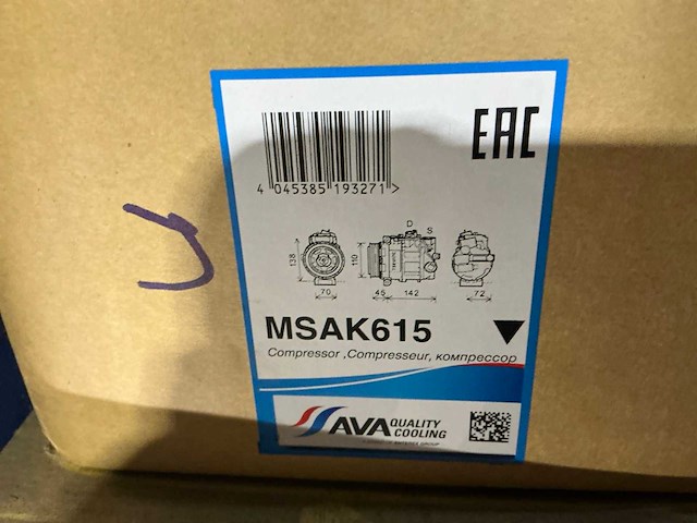 Diverse compressors (8x) - afbeelding 3 van  9