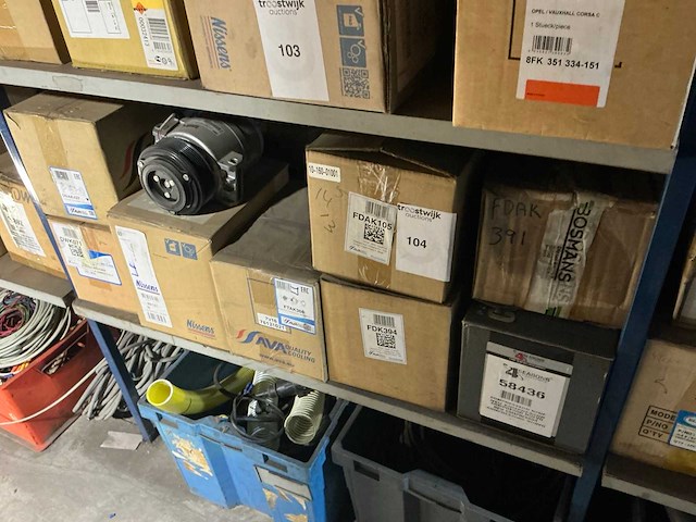 Diverse compressors (9x) - afbeelding 1 van  9