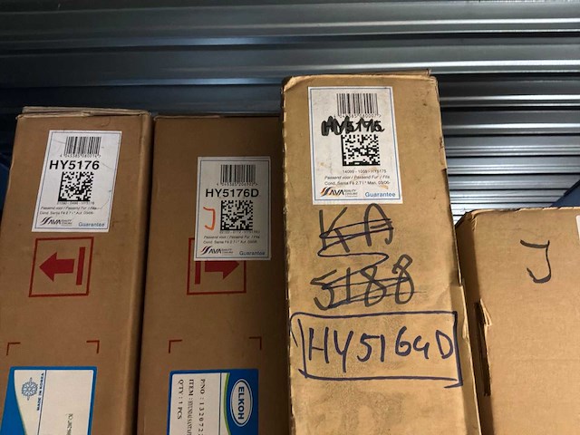 Diverse condensatoren en radiatoren voor huyndai (10x) - afbeelding 4 van  8