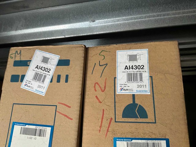 Diverse condensatoren en radiatoren voor o.a. audi en volkswagen (14x) - afbeelding 4 van  12