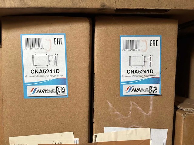 Diverse condensatoren en radiatoren voor o.a. citroën en peugeot (25x) - afbeelding 9 van  13