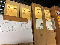 Diverse condensatoren en radiatoren voor o.a. huyndai en getz (12x) - afbeelding 6 van  6