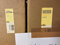 Diverse condensatoren en radiatoren voor o.a. mazda en opel (13x) - afbeelding 3 van  7