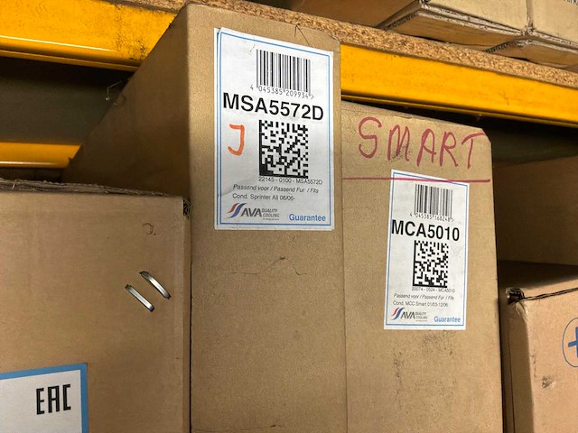 Diverse condensatoren en radiatoren voor o.a. mitsubishi en mercedes-benzine (11x) - afbeelding 4 van  5