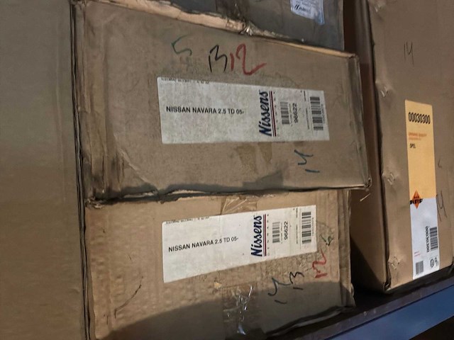 Diverse condensatoren en radiatoren voor o.a. opel (32x) - afbeelding 2 van  20