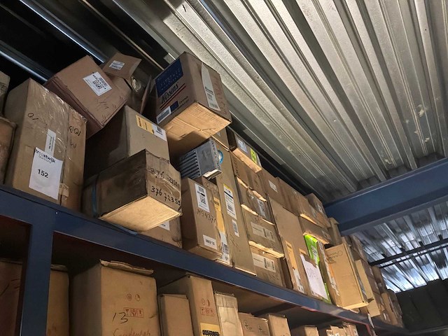 Diverse condensatoren en radiatoren voor o.a. opel (32x) - afbeelding 1 van  20