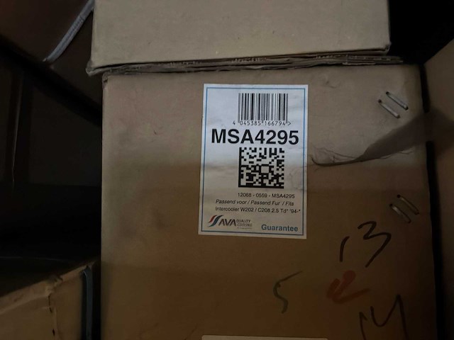 Diverse condensatoren en radiatoren voor o.a. opel (32x) - afbeelding 16 van  20