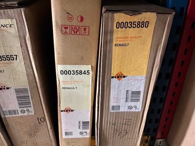 Diverse condensatoren en radiatoren voor o.a. renault (16x) - afbeelding 9 van  9