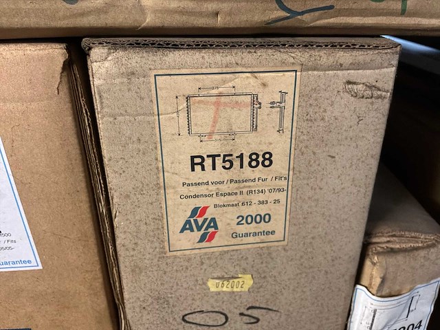 Diverse condensatoren en radiatoren voor o.a. renault (17x) - afbeelding 6 van  7