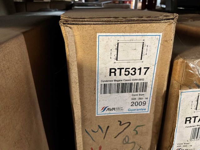 Diverse condensatoren en radiatoren voor o.a. renault (17x) - afbeelding 4 van  13