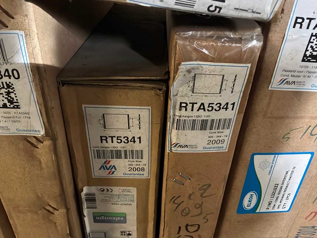 Diverse condensatoren en radiatoren voor o.a. renault en dacia (20x) - afbeelding 5 van  11