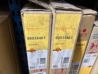 Diverse condensatoren en radiatoren voor o.a. toyota (17x) - afbeelding 3 van  10