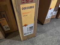 Diverse condensatoren en radiatoren voor o.a. toyota en volvo (16x) - afbeelding 4 van  12
