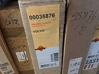 Diverse condensatoren en radiatoren voor o.a. toyota en volvo (16x) - afbeelding 11 van  12