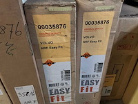 Diverse condensatoren en radiatoren voor o.a. toyota en volvo (16x) - afbeelding 2 van  12